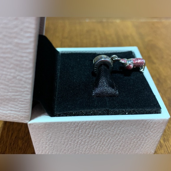 PANDORA Piglet Dangle Charm - Picture 5 of 12